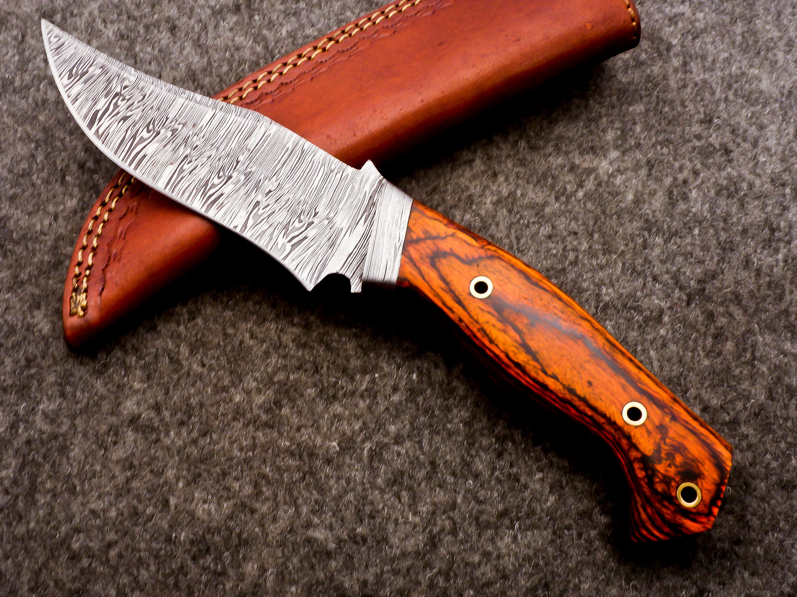 Handmade Damascus Fixed Blade Knife – Full Tang Outdoor Knife
