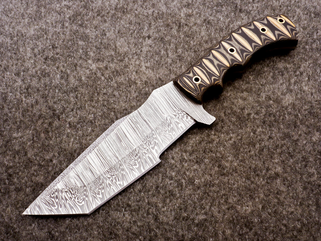 Damascus Steel Tanto Fixed Blade Hunting Knife
