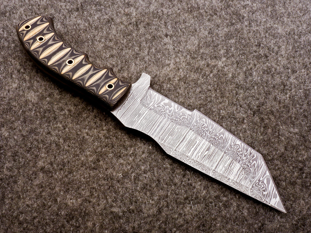 Damascus Steel Tanto Fixed Blade Hunting Knife