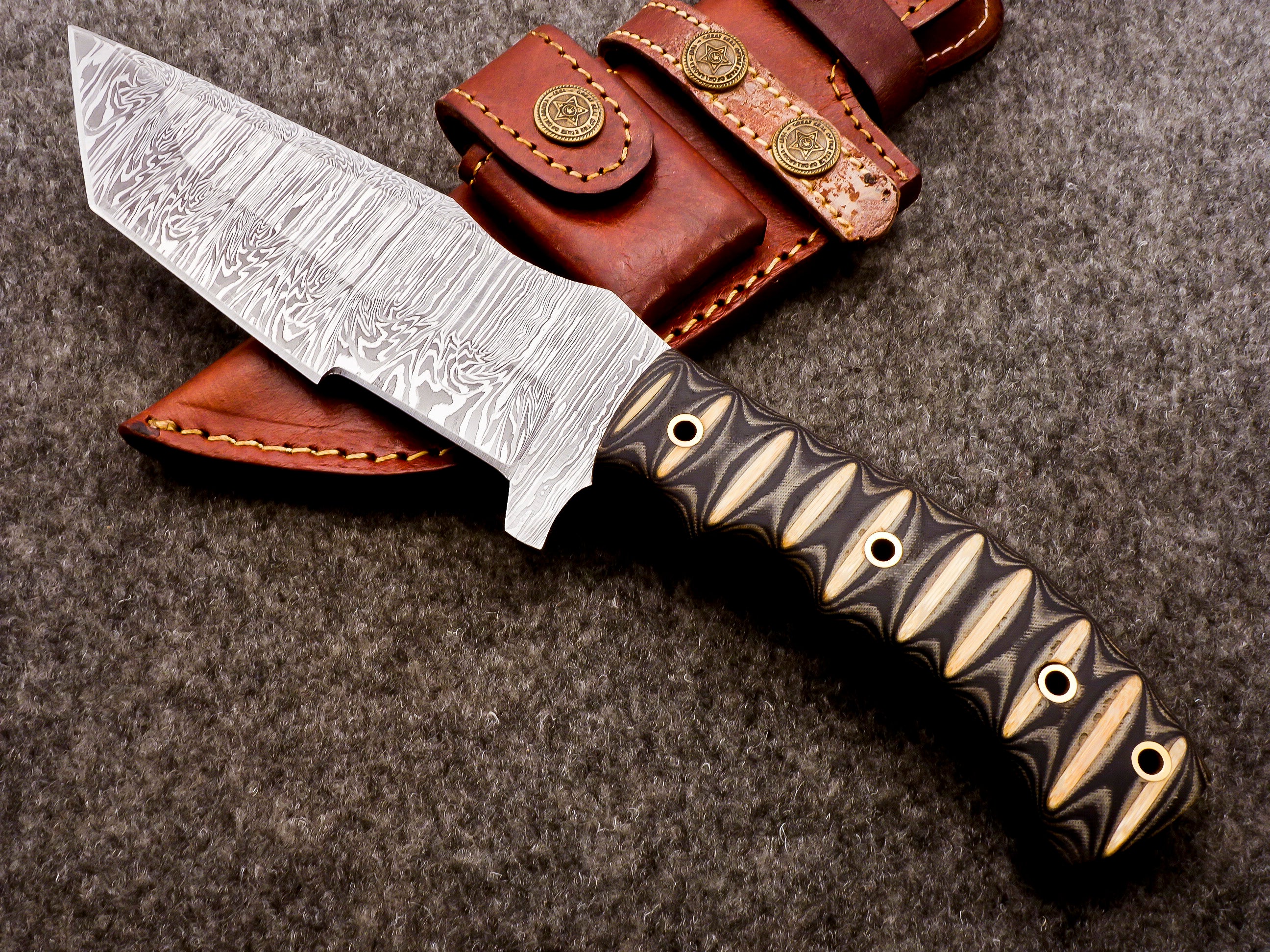 Damascus Steel Tanto Fixed Blade Hunting Knife