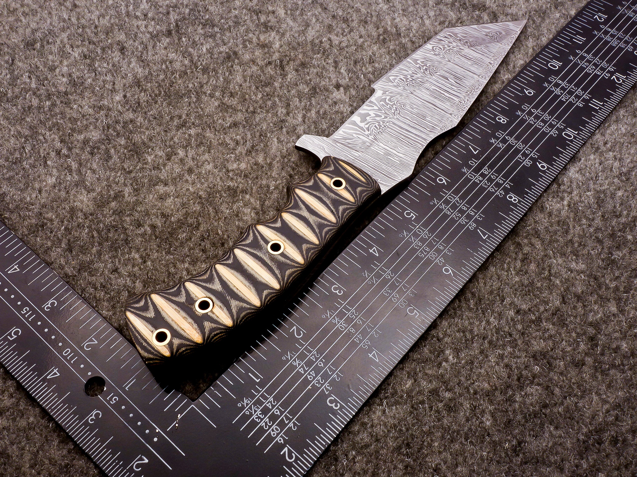 Damascus Steel Tanto Fixed Blade Hunting Knife