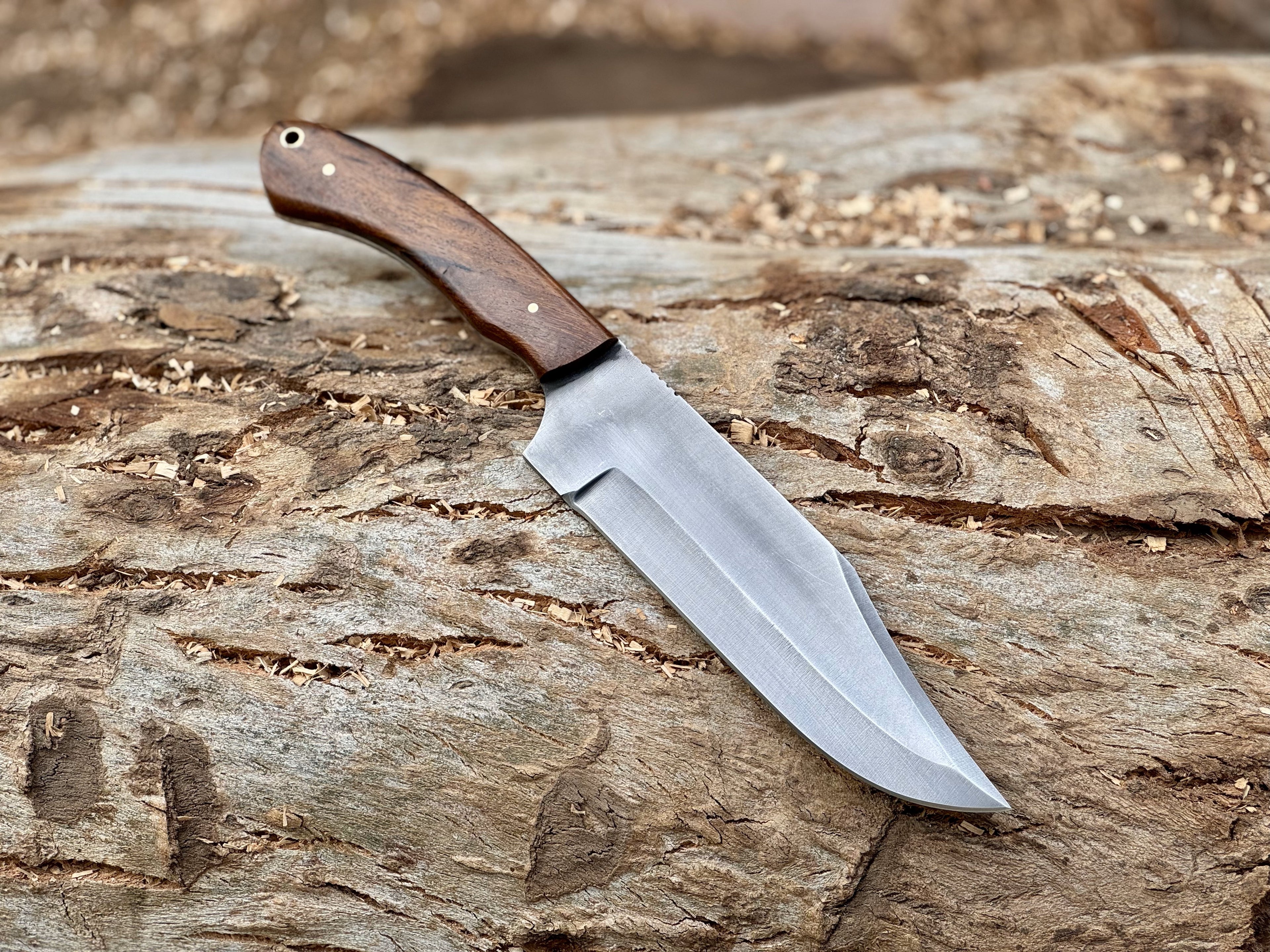 Handmade Fixed Blade Knife – Full Tang Outdoor Knife with Leather Sheath